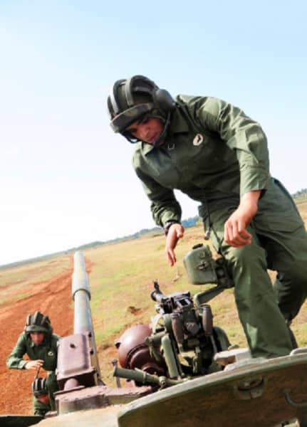 Felicidades compatriotas, en el  Dia del tanquista cubano, en homenaje a los heroicos combatientes que hicieron retroceder a los invasores en #Girón