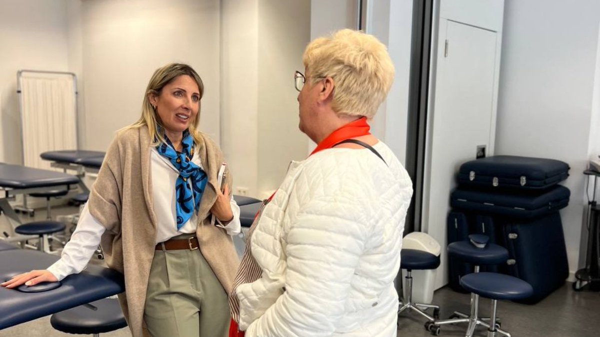UECanarias's tweet photo. Hoy hemos tenido el placer de recibir a Nathalie Sanchez, fundadora de @francespagne, en nuestras instalaciones de La Orotava. Donde ha podido conocer más nuestra Universidad para informar a estudiantes franceses sobre nuestra oferta académica.

#SoyUECanarias https://t.co/21y0t0rM0n