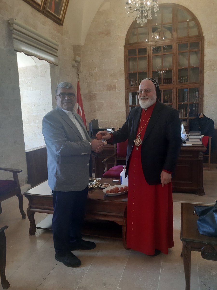 mardin_sivil's tweet photo. Süryani vatandaşlarımızın paskalya (diriliş) bayramını kutladık. https://t.co/ZQE1WyOevL