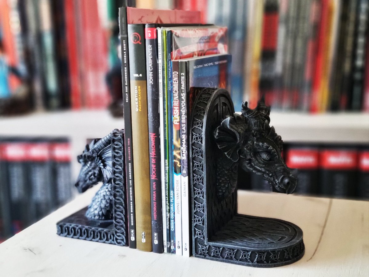 estatuasycomics's tweet image. Esta semana con las novedades de @eccediciones se cierra la saga de Question con el nº4 Pacificador.

Se inician dos sagas en grapa Dai Dark y Calle Peligro y continúan las habituales.

Ya puedes hacerte con ellas en nuestra tienda online: estatuasycomics.com/secciones/abri…

#comics #eyc