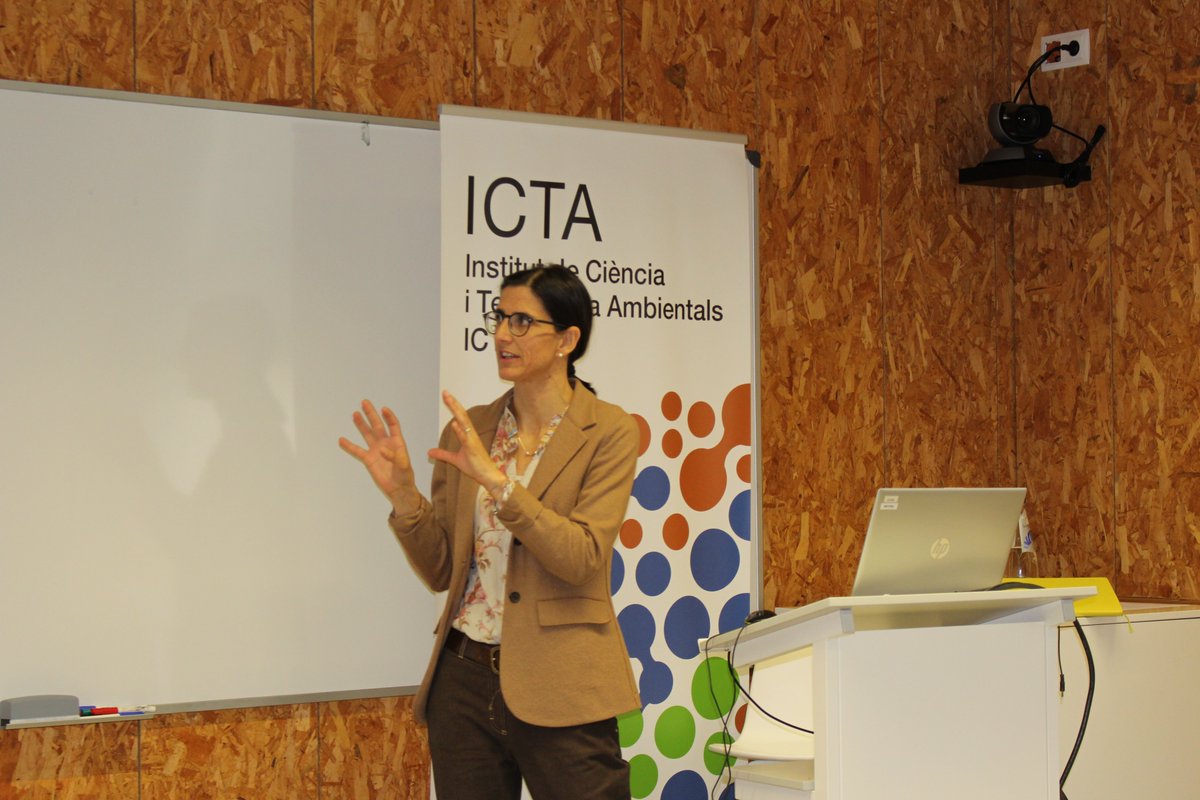 ICTA_UAB's tweet photo. Prof. Enrica De Cian (@edecian) has presented the new results from her @ERC_Research project #ENERGYA that has examined a leading example of a potentially dangerous form of adaptation, the adoption and utilization of air-conditioning.
https://t.co/O50rznlUrV
@SOMM_alliance #MdM https://t.co/GTUUvZrYxt