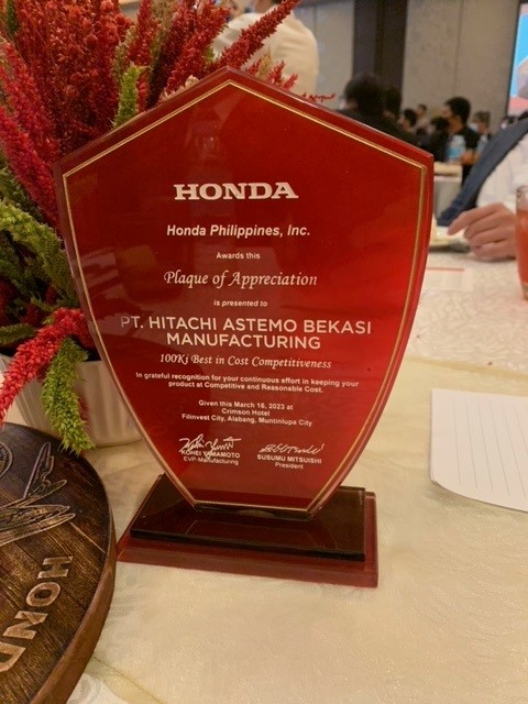 astemoglobal's tweet photo. 🎉 It's award time again! We're thrilled to announce that our Bekasi Manufacturing Plant has won the Best Cost Competitiveness Award from Honda Philippines, Inc.! 🏆 A huge congrats to the IDBM team! 🎉
#HondaPhilippines #CostCompetitiveness https://t.co/1W4JIssqYk