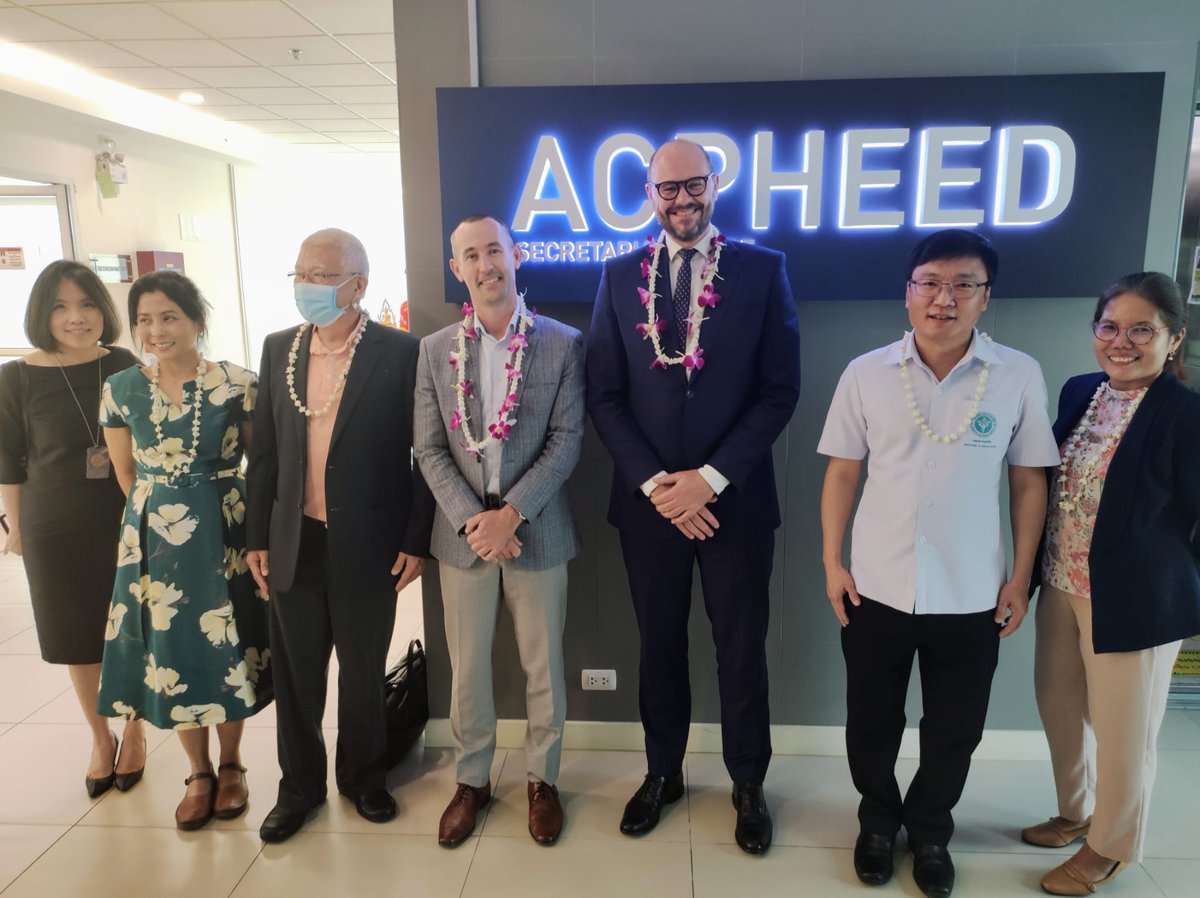 AusAmbASEAN's tweet photo. Visited the impressive Secretariat of the @ASEAN Centre for Public Health Emergencies and Emerging Diseases (ACPHEED) in Bangkok today. Australia strongly supports #ACPHEED and has provided $21 million for its establishment and operationalisation. https://t.co/Bs7S7xRZrY