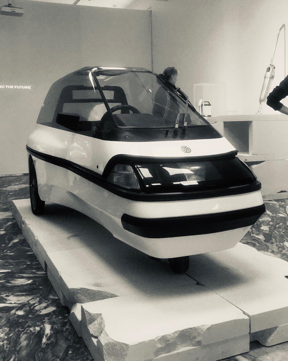 diecastchile's tweet photo. Mini-El (después CityEl), auto eléctrico de 3 ruedas de El Trans A/S, Dinamarca 🇩🇰 Visto en el @designmuseumdanmark
#MiniEl #cityel #electriccar #carspotting #carspotter #denmark #Copenhagen https://t.co/2owohs7ZAm