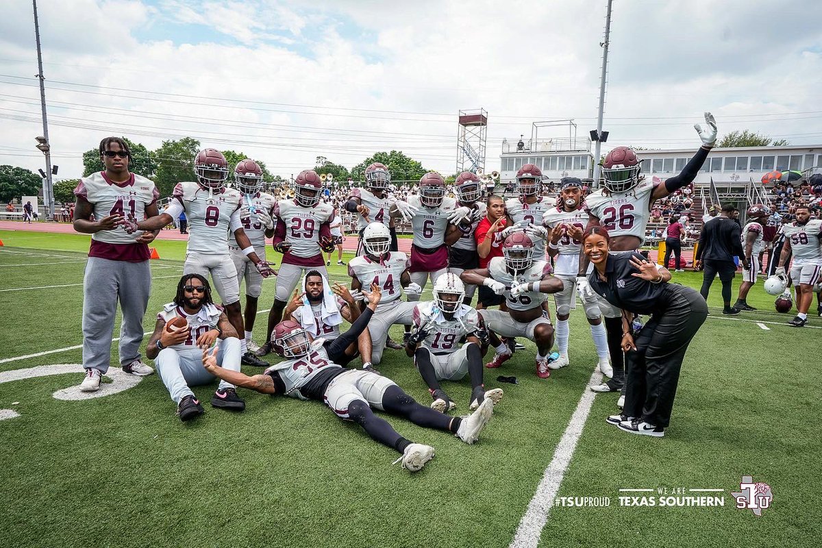 Whole lotta 🐅🐅🐅