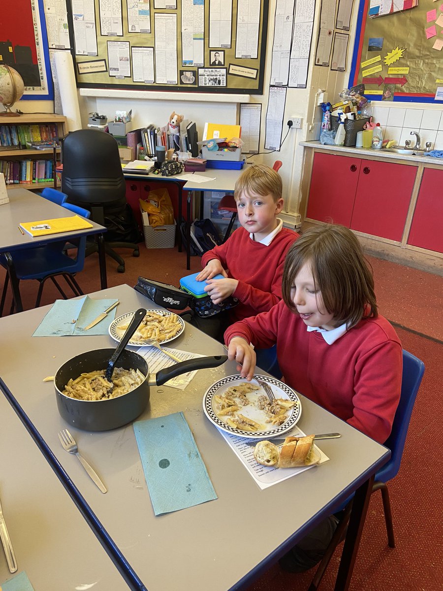 WelbeckCuckney's tweet photo. A really popular dish :) https://t.co/izaxA0f3pJ