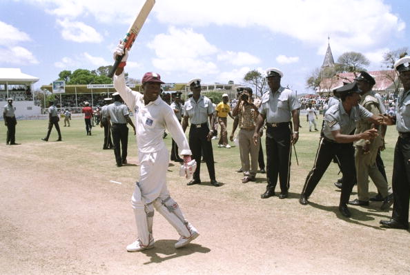 windiescricket's tweet photo. 375 runs!
766 minutes
538 balls

#OnThisDay in 1994, the great man @BrianLara made history in Antigua against England when he set the record for the highest individual Test score. #MenInMaroon https://t.co/n6ePgEH854