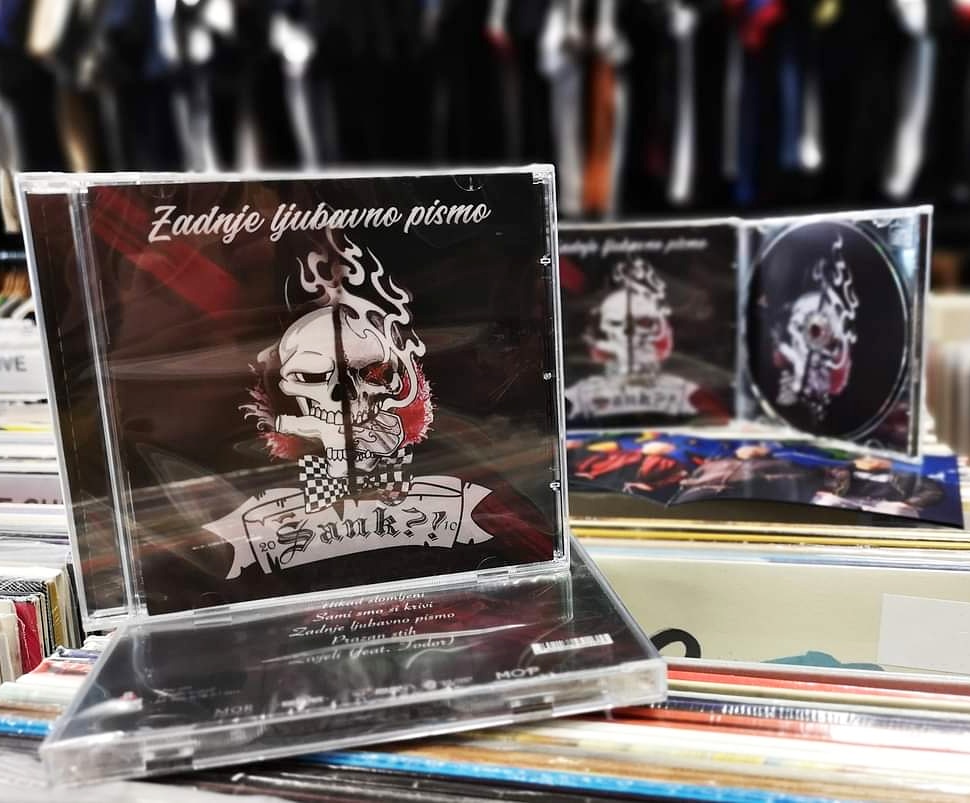 Dirty Old Shop tweet media