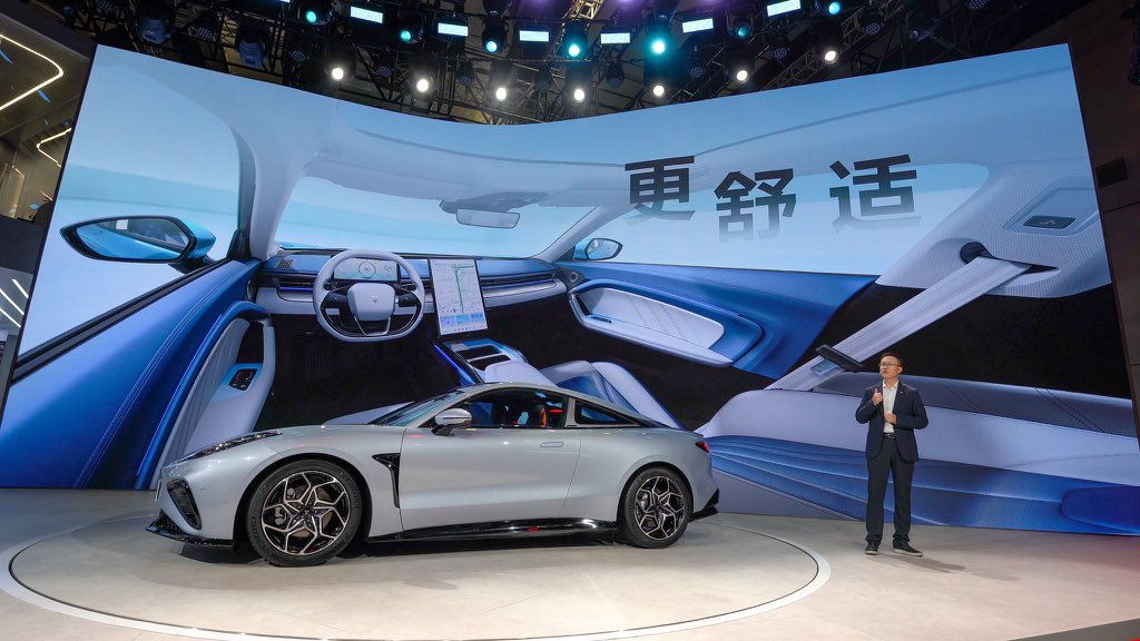 motorwars's tweet image. ค่ายรถจีน #Neta เผยรถยนต์ไฟฟ้าตังใหม่ #NetaGT ในงานเซี่ยงไฮ้ออโต้โชว์ 2023
#ShanghaiAutoShow