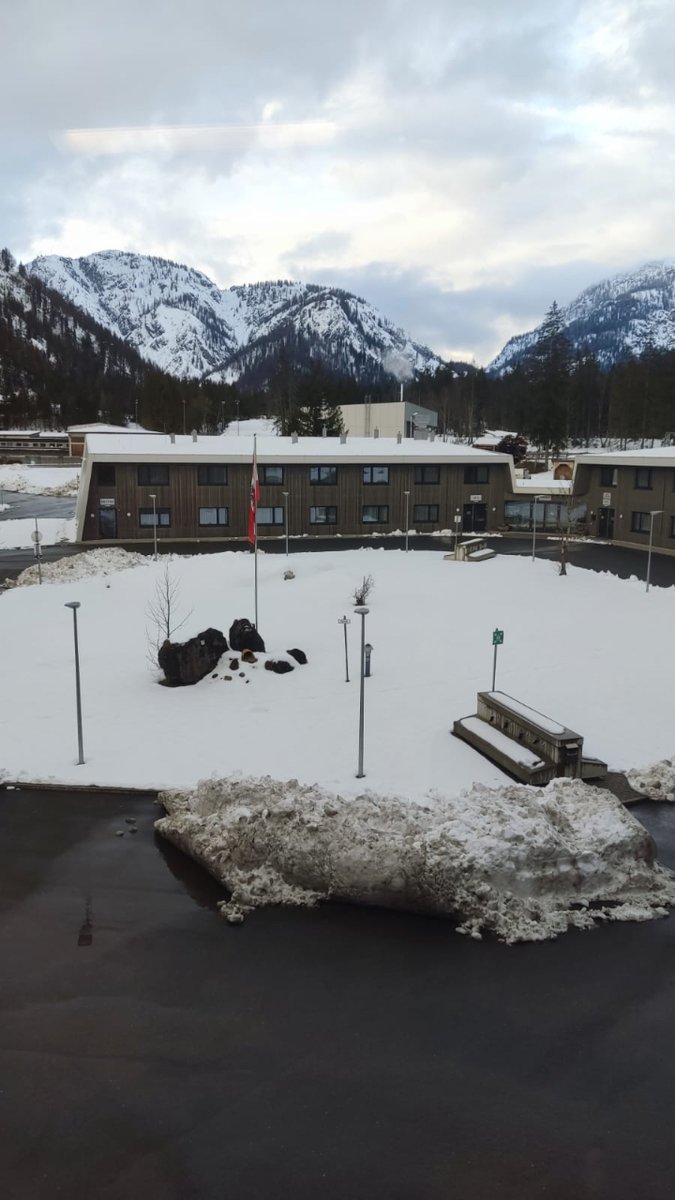EjercitoAire's tweet photo. El CECAF lidera la participación en el International Surveying Network Exercise, que se desarrolla en el Tirol 🏔️🇦🇹, con el objetivo de entrenar y mejorar la interoperabilidad en el campo de la topografía y generación de productos geoespaciales 🌍 entre países de la OTAN y la UE. https://t.co/yK9hvqHAT8