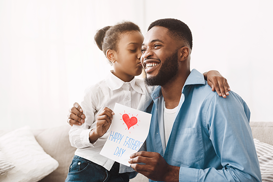 letestumaisonfr's tweet photo. LA FËTE DES PERES C'EST DANS 2 MOIS PILE ! 👨
Clients et collaborateurs fidèles ?
Un petit quelque chose qui vient du cœur pour renforcer la relation💝
N'hésitez pas à nous contacter pour des cadeaux disponibles.
#fêtedespères #cadeaux #clientsfidèles #reconnaissance https://t.co/ikNGhGg3pL