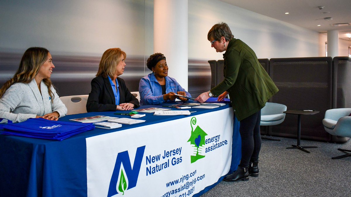 NJNaturalGas's tweet photo. This #UtilityAssistanceWeek, find out if you’re eligible for a utility relief grant from the federal Low Income Home #EnergyAssistance Program (#LIHEAP) and state-sponsored New Jersey Universal Service Fund (#USF). To check eligibility: https://t.co/OV1rqJevzZ. @NJBPU @NJDCA https://t.co/3CRAT1FrS3