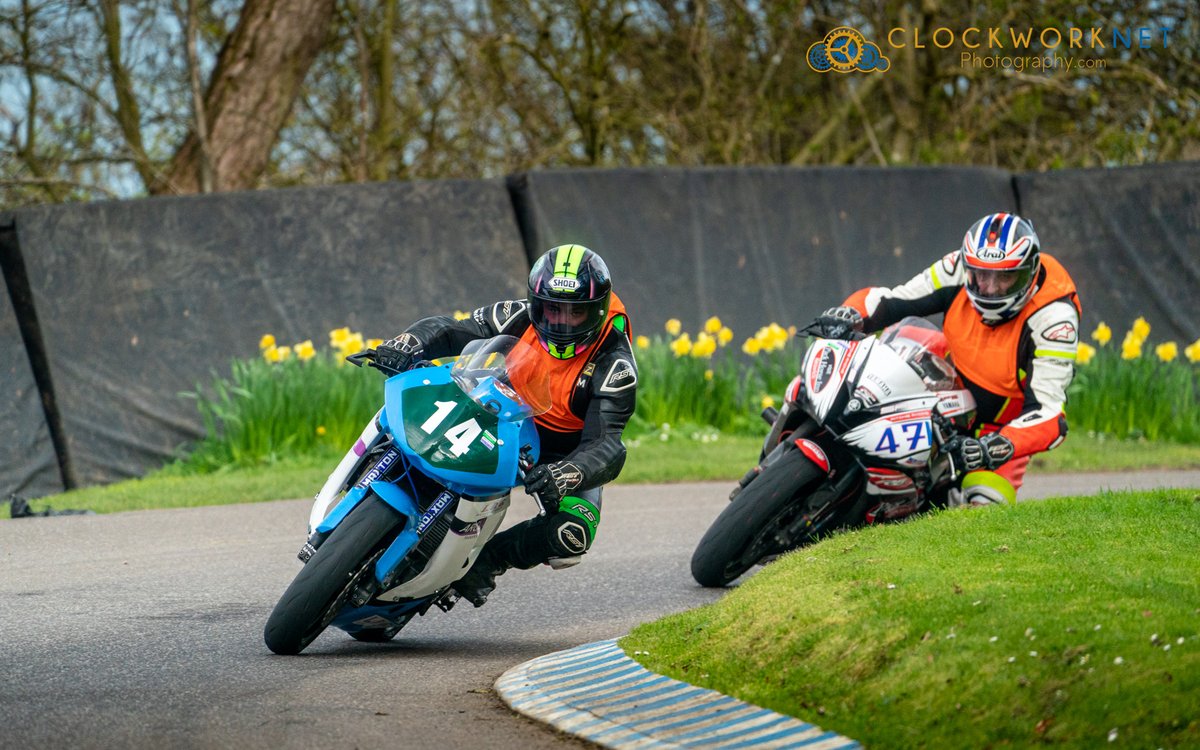 One more handful of images from a variety of Sundays racing at Olivers Mount #oliversmount #roadracing #ukmotorsport