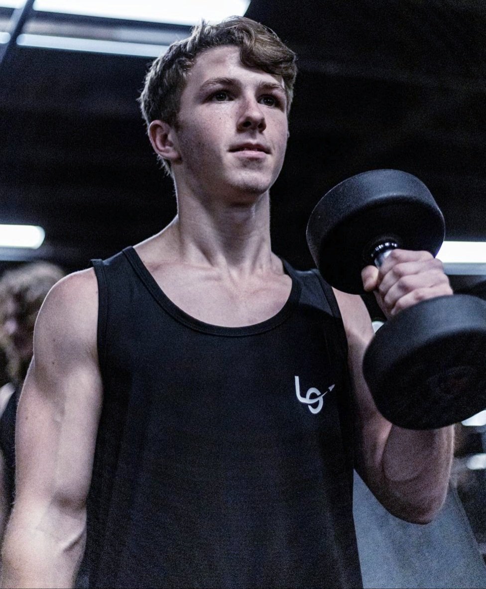 UniverHollywood's tweet photo. #Foto;
#EthanWacker;
#Bizaardvark
@HawaiiFive0CBS
#HawaiiFive0
#KCUndercover
#MilesFromTomorrowland
#PhineasAndFerbTheMovieAcrossThe2ndDimension
#PhineasAndFerbTheMovieCandaceAgainstTheUniverse
#ThorAndLokiBloodBrothers
#FujiminiIslandAdventures
#TheStinkyAndDirtyShow
#SeePlumRun https://t.co/NpV5fgrKRU
