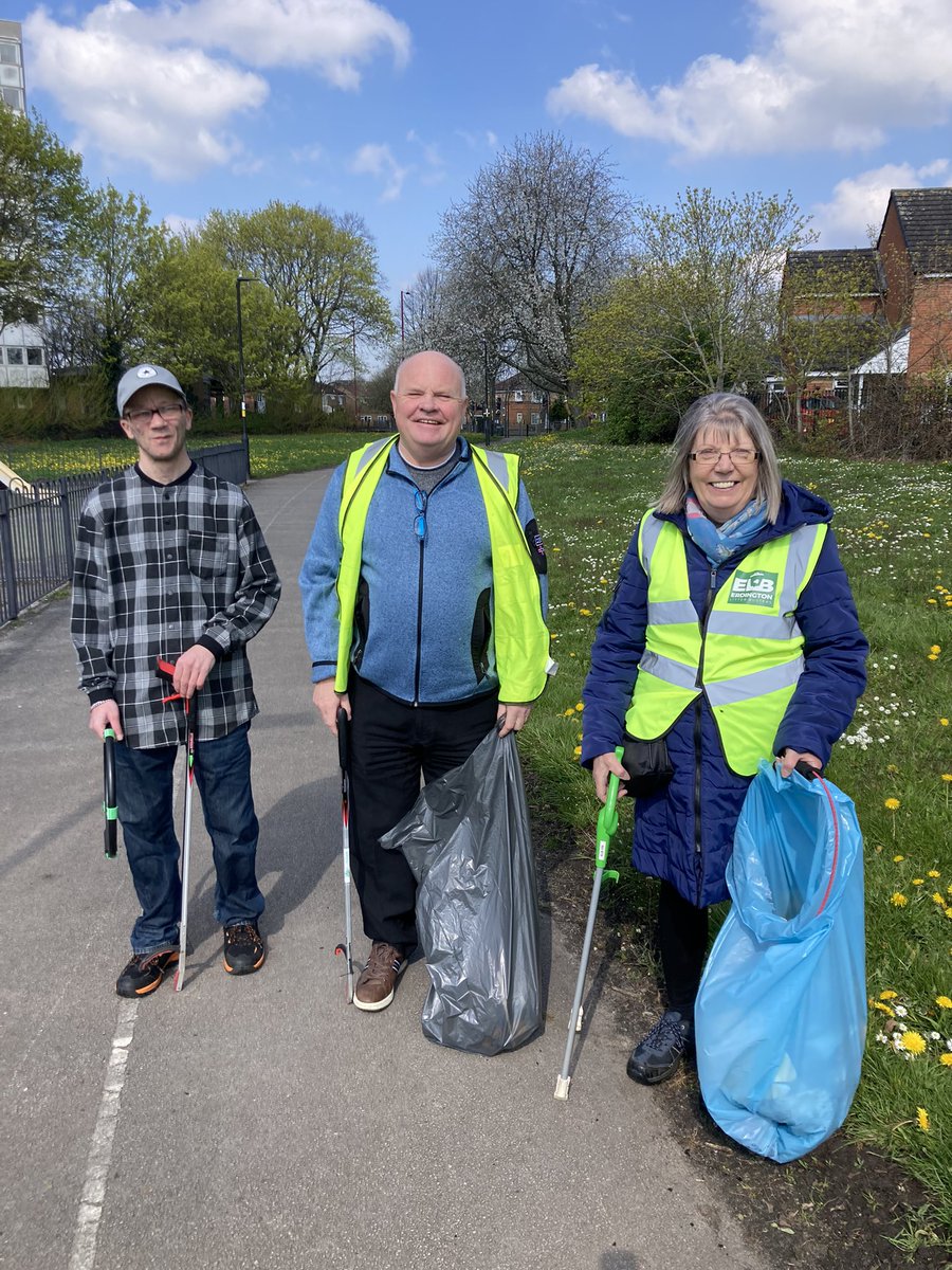 OfSorrel's tweet photo. Thanks to volunteers for keeping our beautiful park tidy today. https://t.co/iOzQQ4VsYE