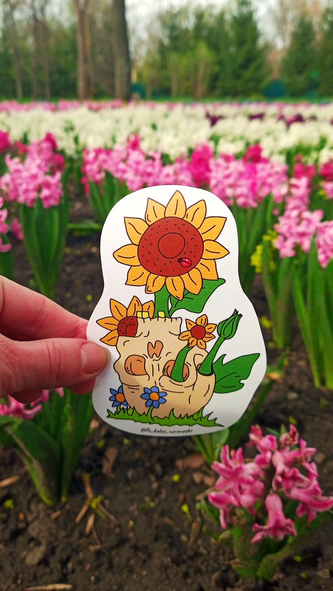 UkroArt's tweet photo. Квіти війни 🪖🌻🌼🌷 #Квіти #Flowers #FlowersOfWar #UkraineSpring #Spring #Stickers #StickerUkraine #UkraineStickers #Стікери #Наліпки #Стікер #Україна #Квіти #КвітиВійни #NorwayStickers #BayernStickers #BremenStickers #Ukrainian #Ukrainians #OurFlowers #УкраїнськаВесна https://t.co/QDGjhcqCIX