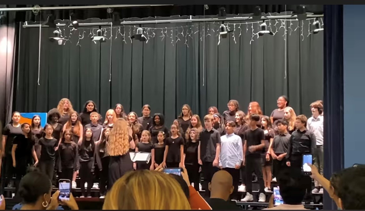 Conway MS OCPS (@conwaymsfalcons) on Twitter photo Amazing artwork and performances were on display by our Fine Arts students last week! Well done Ms. Davis, Mrs. Morehead, and Ms. Rudzik! <a href="/ScottEvans_OCPS/">Scott Evans</a> <a href="/_JoshuaBing/">Joshua Bing</a> Amazing artwork and performances were on display by our Fine Arts students last week! Well done Ms. Davis, Mrs. Morehead, and Ms. Rudzik! <a href="/ScottEvans_OCPS/">Scott Evans</a> <a href="/_JoshuaBing/">Joshua Bing</a>
