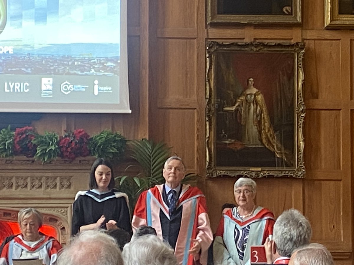 Wonderful to see Lady Daphne Trimble - President of @uuponline - being awarded an Honorary Degree along with Pat Hume (posthumously). #Agreement25