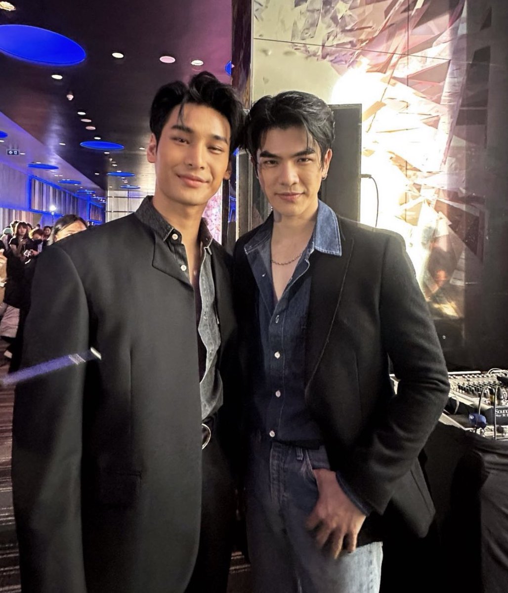 seeyoulaterboyy's tweet photo. อยู่กันมาตั้งแต่ไม่มีอะไรสักอย่างจนตอนนี้ https://t.co/uHNn0YAO7t