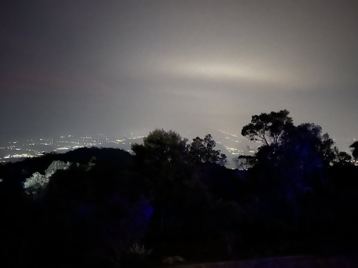 YeeWen Low (刘 逸 汶) tweet media