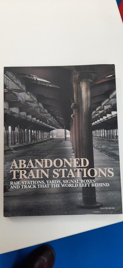 Random Railways tweet media