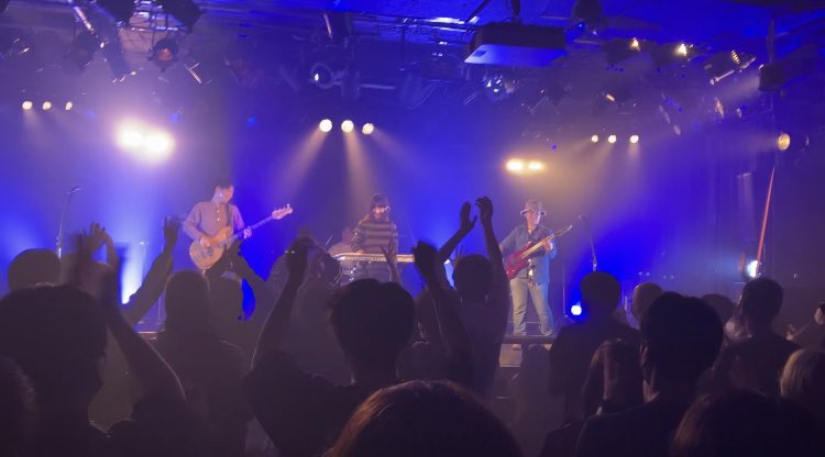 4/9@高松MONSTER
『Share Happiness 』-ｻｲﾄﾞﾒﾆｭｰｽﾏｲﾙ-

3回目のライブ！不思議といつも以上にパワーが出てきて頑張れた💪🏻❤️‍🔥フロアが終始楽しそうだったから、緊張とかなかったよ、ほんまいいイベント！

ポテトフライ、愛〜🫶🏻💓
(ありがとうございました！！！)

#ポテトシェアハピ