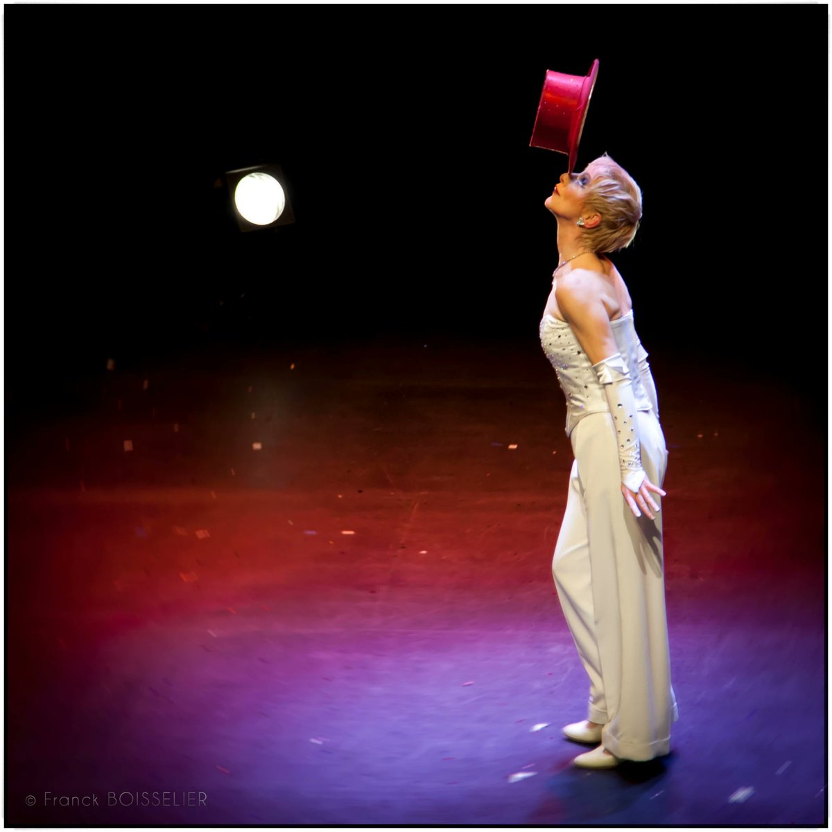 Vous organisez un évènement ?  privé ou professionnel, nous avons notre nouveau site internet et sommes à votre disposition pour toutes vos demandes. Mariage, soirées, galas, Arbre de Noel,anniversaires, spectacles ,animations de rue Contactez nous