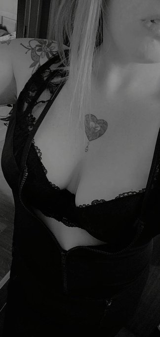 #sexytattoos  #lingerieaddict #lingeriemodel  #mymfans #mymfr #tatouagefemme https://t.co/qfyKzgXY7n<a href="/tag/sexytattoos"class="tags">#sexytattoos</a><a href="/tag/lingerieaddict"class="tags">#lingerieaddict</a><a href="/tag/lingeriemodel"class="tags">#lingeriemodel</a><a href="/tag/mymfans"class="tags"><span>#mymfans</span></a><a href="/tag/mymfr"class="tags"><span>#mymfr</span></a><a href="/tag/tatouagefemme"class="tags"><span>#tatouagefemme</span></a>