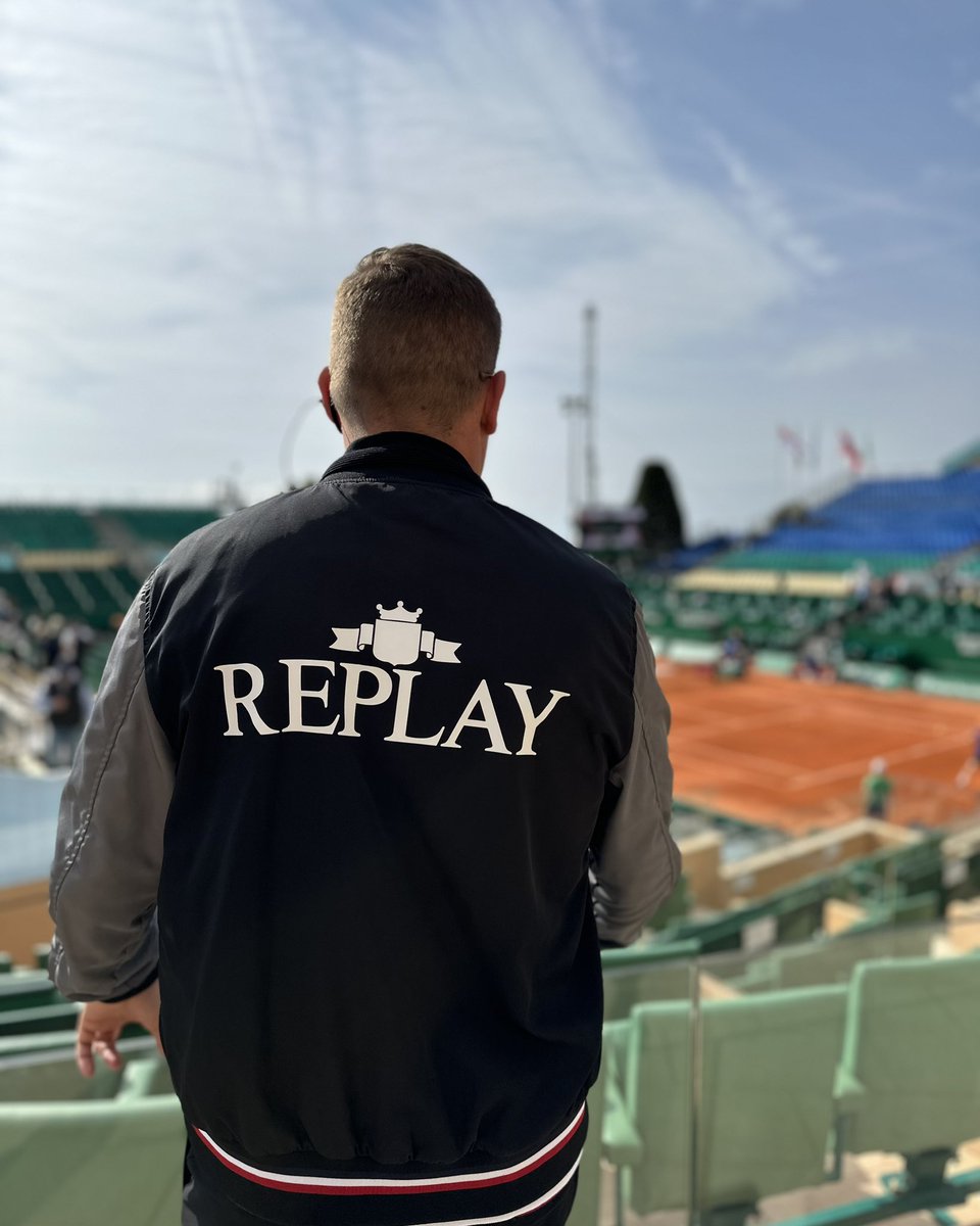 Ready for day 4!

#Replay #ReplayJeans