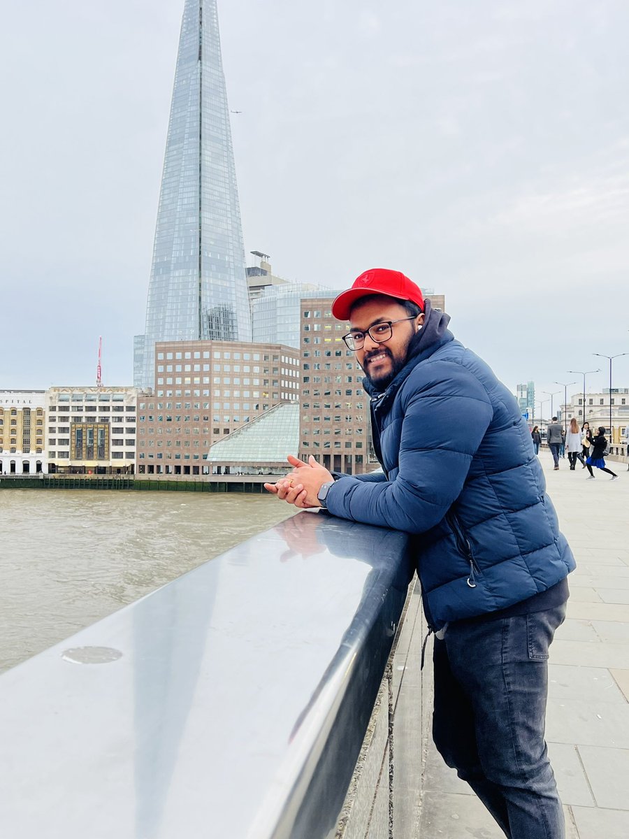 Thathungryman's tweet photo. London Photo Dump! 🙈 https://t.co/ifZ150x0Rm
