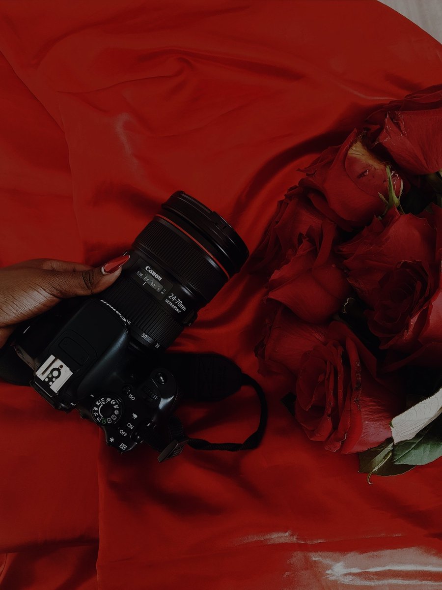 junejulyke's tweet photo. The camera 📸           🤝🏾     The photos https://t.co/n9QMRFfwak