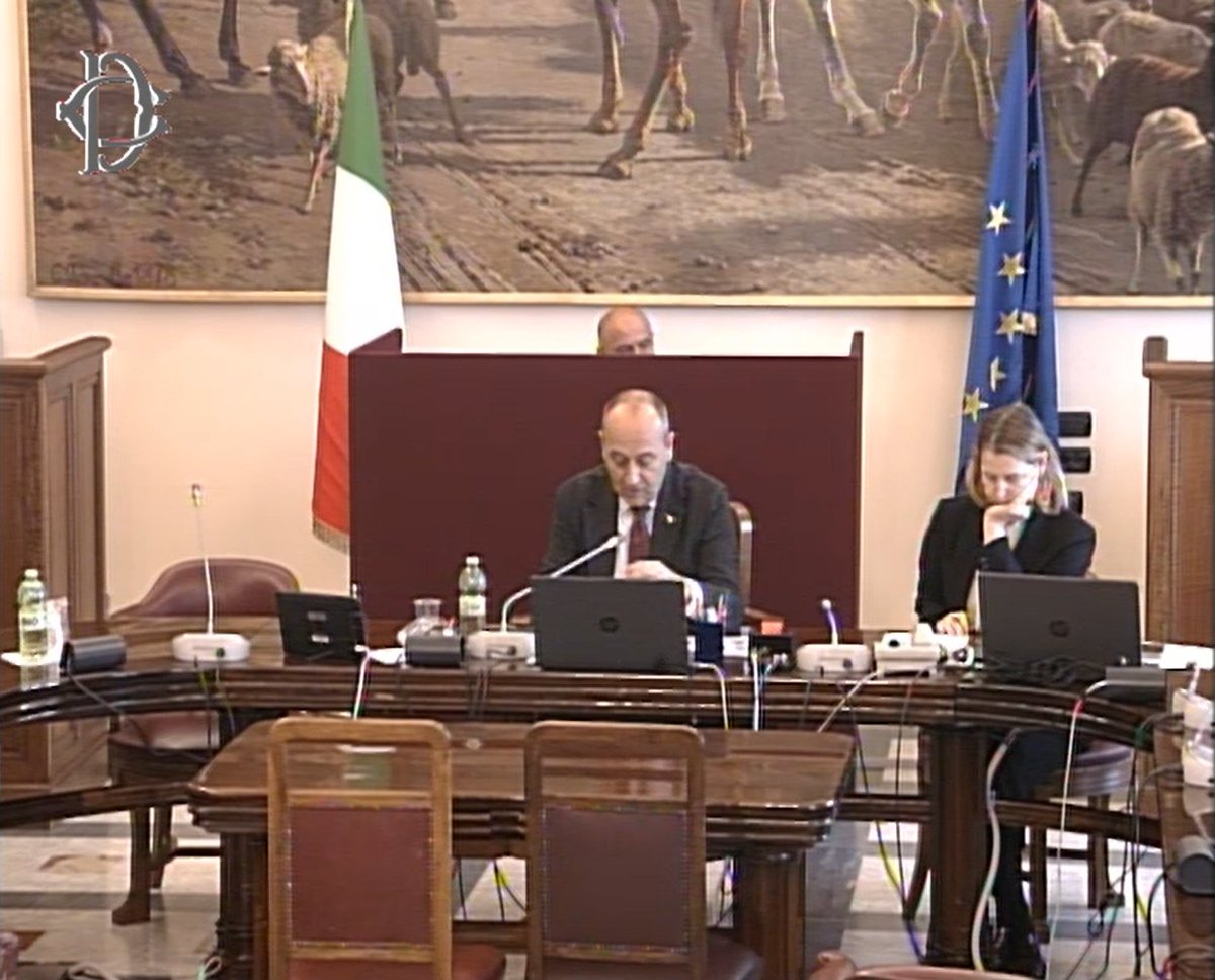 Montecitorio's tweet photo. Misure a sostegno per acquisto #gas e #luce: presso le Commissioni #Finanze e #AffariSociali, audizioni di #Assoprofessioni, @Confprofessioni, @CndcecConsiglio, @GianLuigiGatta - @LaStatale, Tommaso di Tanno - @UniLUISS.
Diretta: https://t.co/PLwgZDNF8n
#OpenCamera https://t.co/5kkesyEUp8