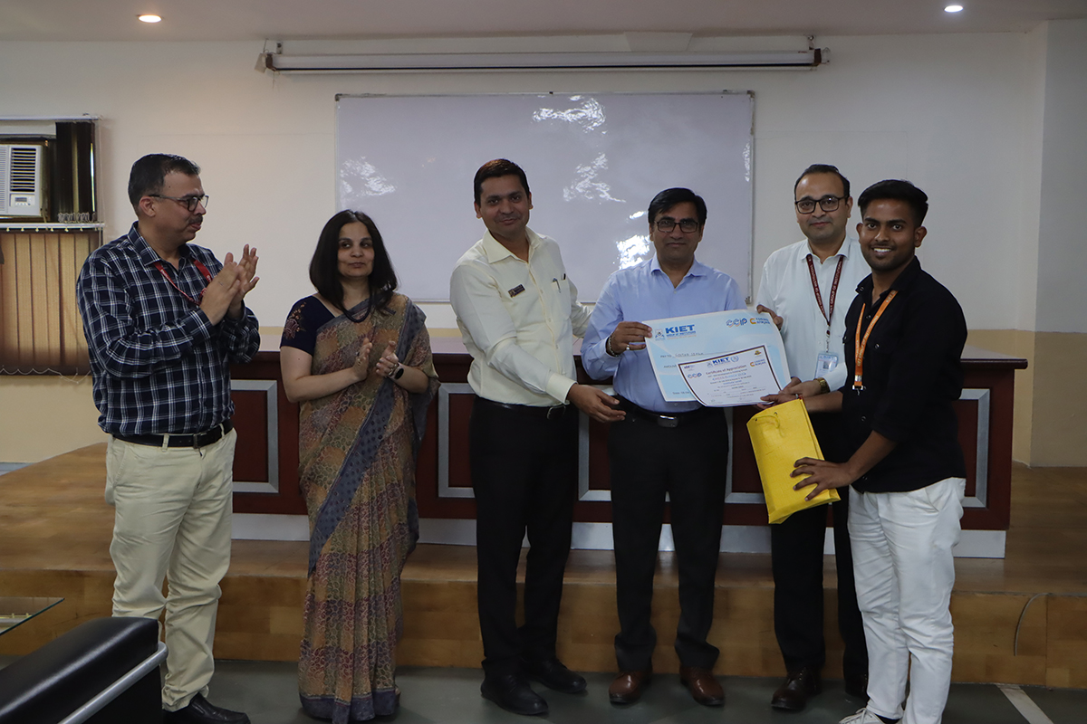 Kiet_edu's tweet photo. The Department of CCIP-SDFS organized the Kick-D-Hack 23.5 on 26th and 28th February 2023 to select the Institute and Department-level winners.
#kiet_group_of_institutions #KIETGZB #kietengineeringcollege 
#KIET #AKTU #AICTE #CCIP #SDFS #KICCS_D_HACK #Felicitation #Competition https://t.co/pJVgp4R1b6