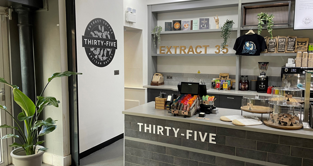 fmjtoday's tweet photo. #BaxterStorey fuelling minds with new university partnership - https://t.co/tfClWNPOlF - Hospitality food service provider, #BaxterStorey, has launched a new ... - #CarbonNeutralMenus #CateringContract #ContractWin #GoldsmithsUniversityOfLondon #facman #FacilitiesManagement https://t.co/y009SjIgKm