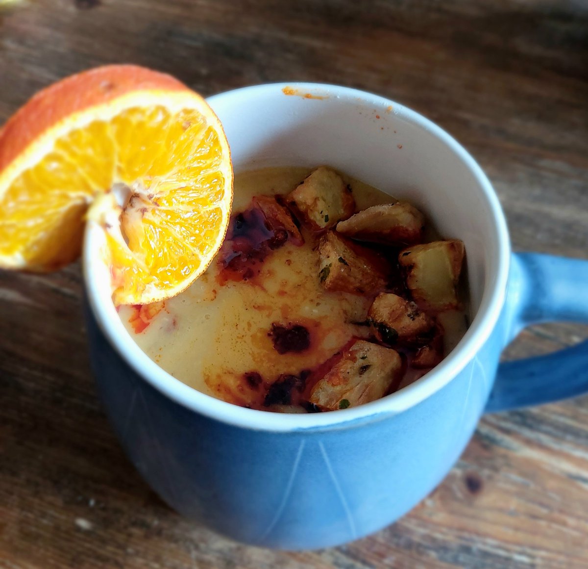OkeKitchen's tweet photo. We offer really simple but tasty community lunches. Our lunchpots are £5, or by donation and free to anyone struggling. Our mugs are big and seconds are free. #community #Okehampton #foodsecurity #affordablefood #Dartmoor #goodfood #food https://t.co/ybBQRzVbS9