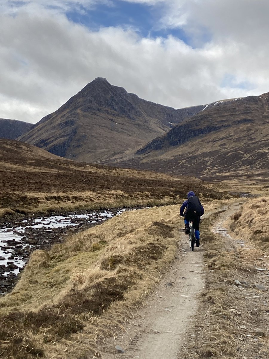 John King tweet media