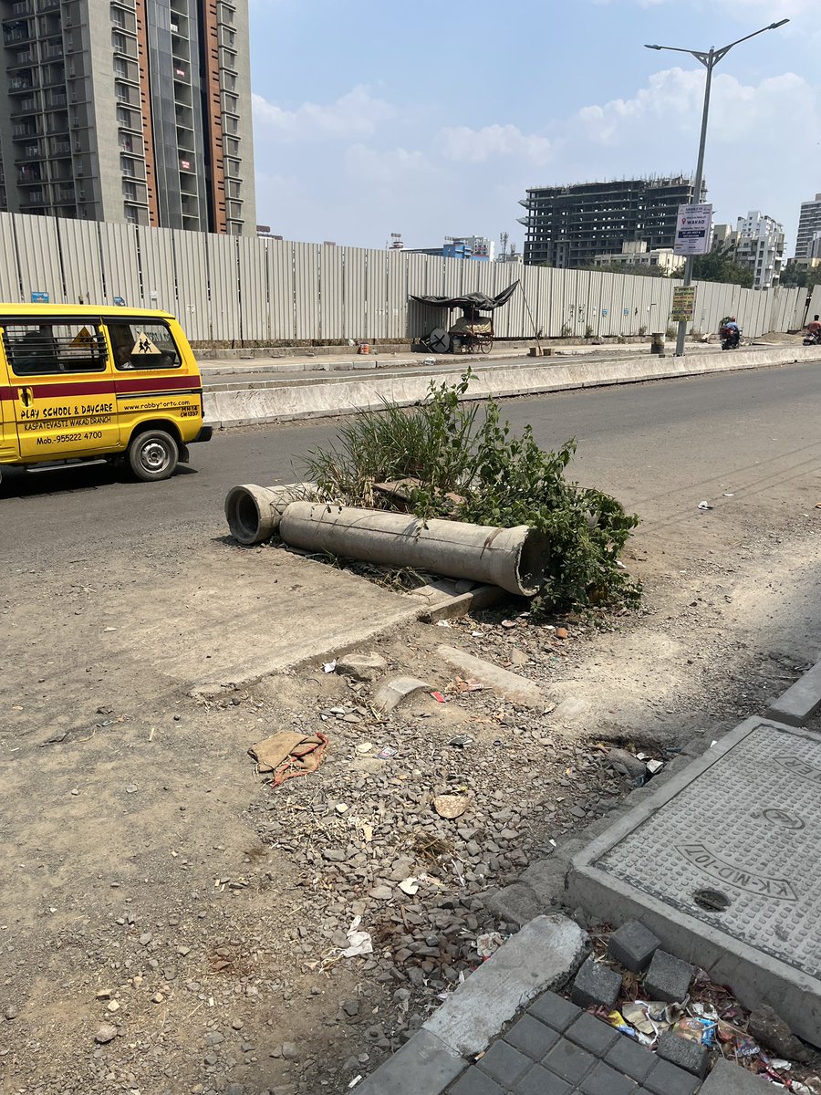 AlexPhatom's tweet photo. PCMC state of the art road infrastructure 👏🏻🙏🏻
@PCMCSarathi 
@mieknathshinde 
@Dev_Fadnavis 
@Jagtap13Jagtap 
Location-Tathawade gada road https://t.co/JfzoShontt