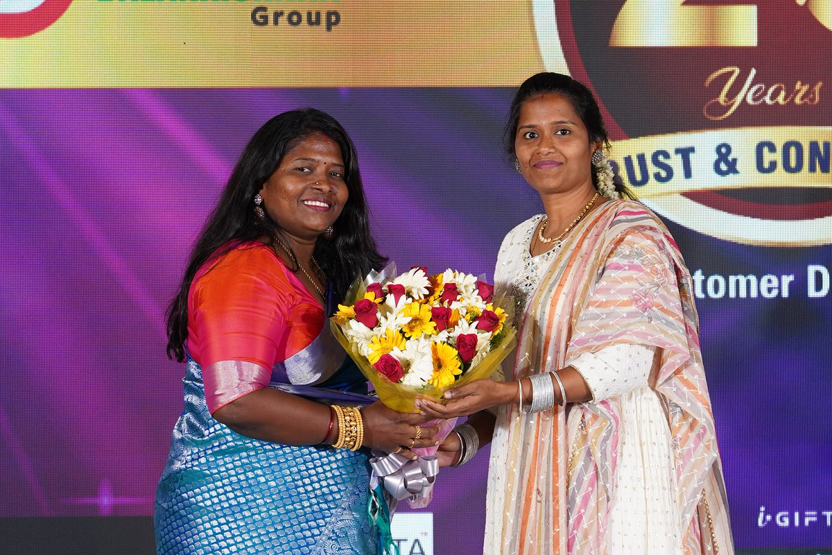 JB_GROUP_'s tweet image. We Welcomed Our Beautiful Chief Guests Dr. Sukumar Balakrishnan Chairman &amp;amp; MD INNOKAIZ Mrs. Group Director #JBGroup Mr. #Durairaj Group CEO JBGROUP  by Giving nice Flower Bouquets at #INNOKAIZDAY 2023 Family Day Function.Thank you so much for your Wonderful Appearance at Event.