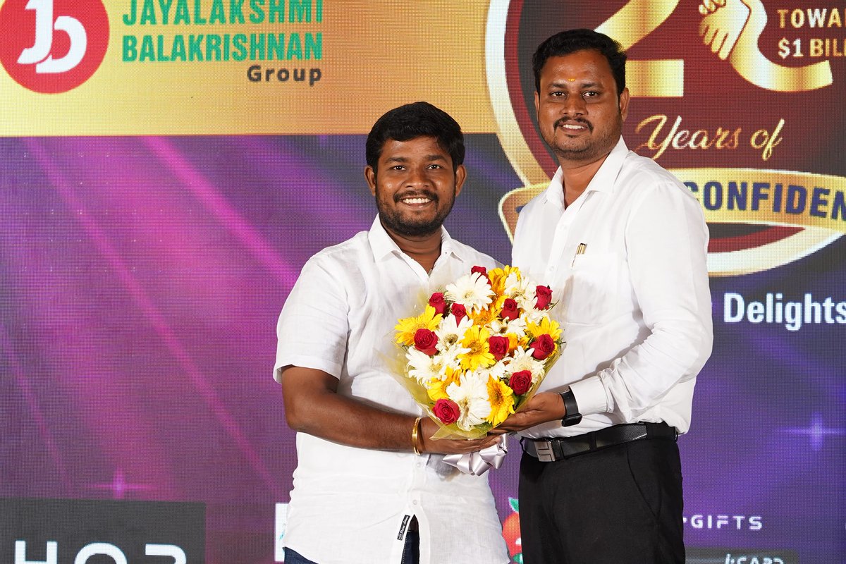 JB_GROUP_'s tweet image. We Welcomed Our Beautiful Chief Guests Dr. Sukumar Balakrishnan Chairman &amp;amp; MD INNOKAIZ Mrs. Group Director #JBGroup Mr. #Durairaj Group CEO JBGROUP  by Giving nice Flower Bouquets at #INNOKAIZDAY 2023 Family Day Function.Thank you so much for your Wonderful Appearance at Event.