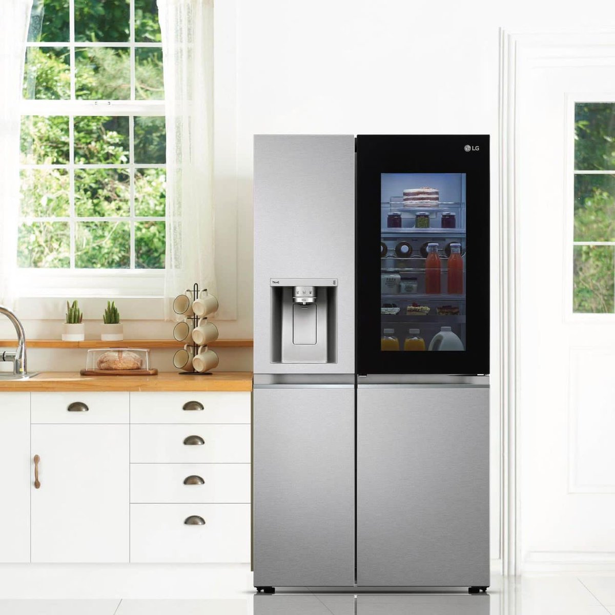 mfh_group's tweet image. Save energy and preserve the cool air by knocking on the external panel to reveal what&apos;s inside!
Visit buff.ly/40Q7hFq to learn more.
#Lifeisgood #Instaview #LGRefridgerator