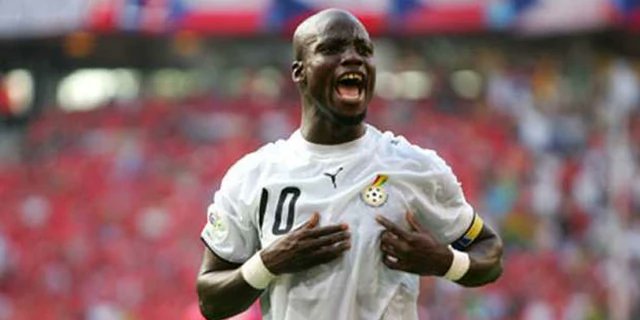 PulseGhana's tweet image. ‘Football should be run by footballers, it’s not about grammar’ – Stephen Appiah bit.ly/43pkPKg