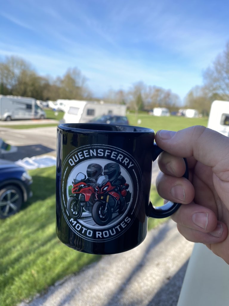 Goooood morning campers 😎 sponsored by the wonderful @gazzadaz & @XJRT1964 from @QueensferryMoto #jointheride ✊️