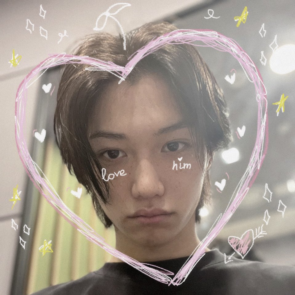 marileelix's tweet photo. @ELLE_KOREA @hodu915 @Stray_Kids Brown-haired Felix Supremacy🛐💟 https://t.co/PJC5Ad8gJY