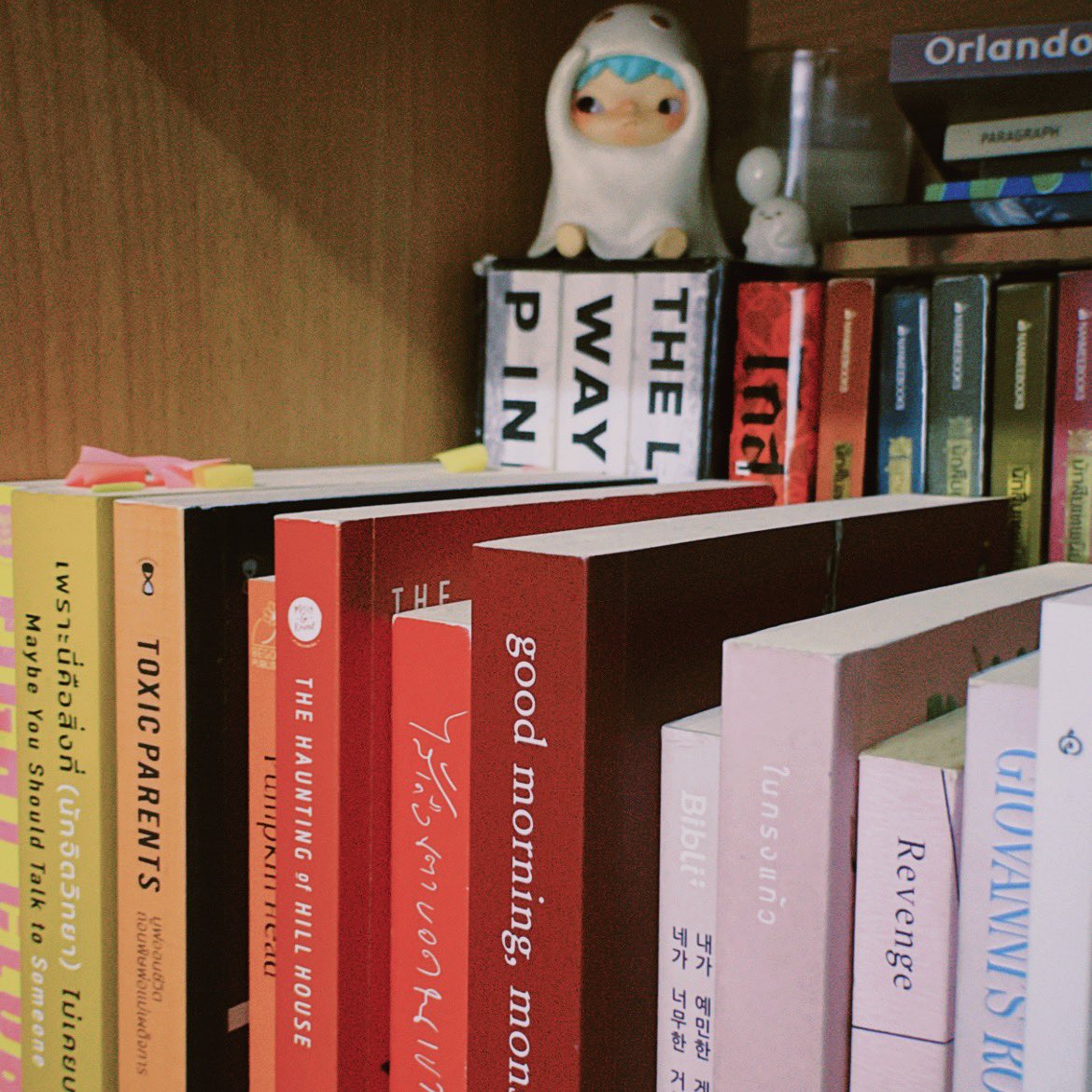 Gummybearsaurus's tweet image. หนังสือที่อ่านแล้วอยากมาบ่นลอยๆเพราะเรามันคนเหงาๆอยู่ละ😏