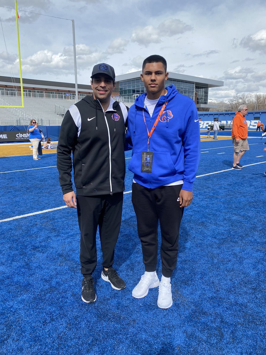 Had a great time at Boise State on Friday and Saturday. Big thanks to the coaching staff for having me. @AABroncoHC <a href="/BushHamdan/">Bush Hamdan</a> <a href="/D_Co0p/">Deontrae Cooper</a> @kyleyoung_BSU <a href="/BroncoSportsFB/">Boise State Football</a> <a href="/CoachDanny10/">Danny Hernandez</a>