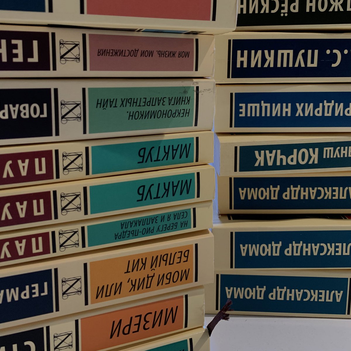 raastriangle's tweet photo. цепочка ретвитов с эстетикой своей жизни, но фото не должно быть старше 30 дней https://t.co/iMvZAhMAGD