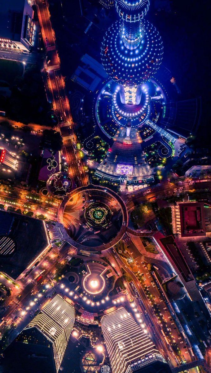 zhehua9's tweet photo. #amazing_view #China
The Eye of the Sky overlooks Lujiazui, Shanghai!
君临天下——天空之眼俯瞰上海陆家嘴! https://t.co/of3FgMWvjj