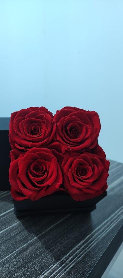 Samin_Apurbo's tweet photo. It looks gorgeous and last forever.
Don't settle for fleeting beauty when you can have it all with our Preserved Roses! These stunning blooms will stay gorgeous and vibrant for years to come. Treat yourself or someone special today. 
#shopping #special #couple #rose https://t.co/TI5WiZB2N9