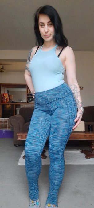 fit check ✅️  went out for #drinks tonight wit my girls 😚  whatta week ahead 😵&zwj;💫  . . . &bull; blue &bull; outfit<a href="/tag/drinks"class="tags">#drinks</a>