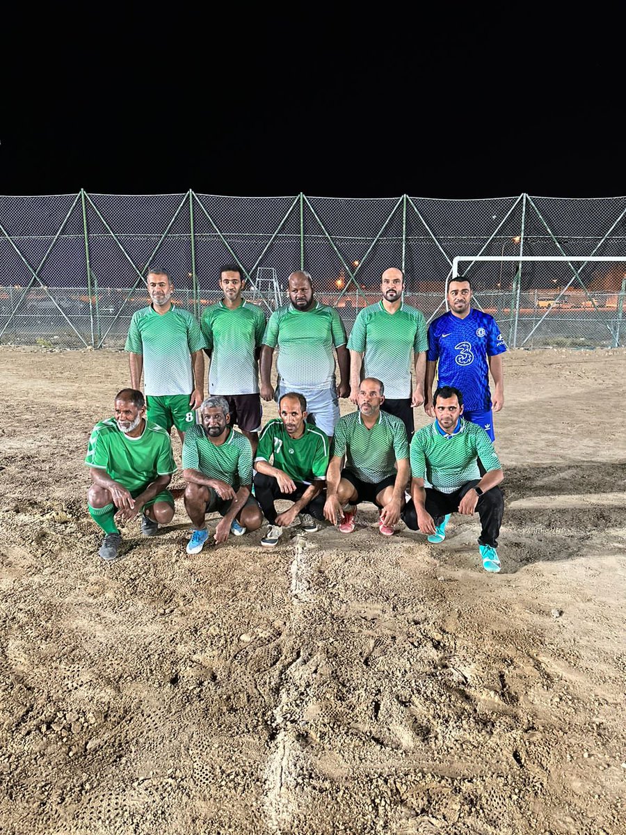 إستمرار لدورة قدامى الاعبين والتي ينظمها فريق الوحدة الرياضي الثقافي اقيمت أمس مباريات الجولة الثانية حيث تمكن فريق الصمود من الفوز على فريق العصر الذهبي فيما تمكن فريق الأخوة من الفوز على فريق الاتحاد وبنفس النتيجة في المبارتين ثلاثة مقابل هدف واحد